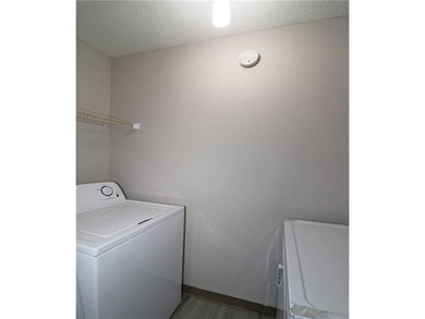 Great home in the heart of Midtown. Freshly painted all new