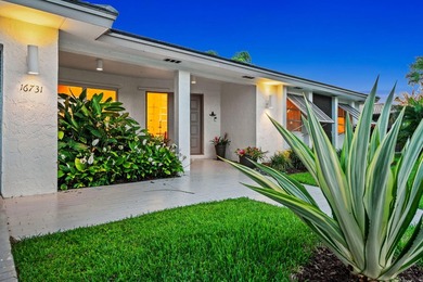 RARELY AVAILABLE IN BONAVENTURE LAKES! This exceptional - photo 3