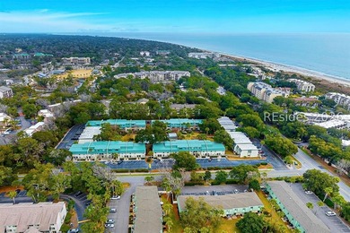 Just steps from the beach, Surf Court is one of the island's - photo 29