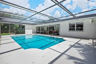 RARELY AVAILABLE IN BONAVENTURE LAKES! This exceptional - photo 10