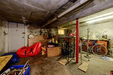 Welcome to a fantastic, income-generating multi-family property - photo 31