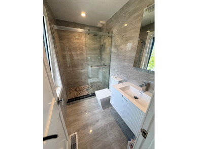 Stunning New Construction - Contemporary Coastal Living - photo 34