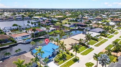 Stunning waterfront pool home with an expansive living area and - photo 36