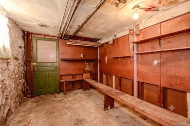 Welcome to a fantastic, income-generating multi-family property - photo 45
