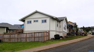 Accepted Offer with Contingencies. Beautifully appointed - photo 3