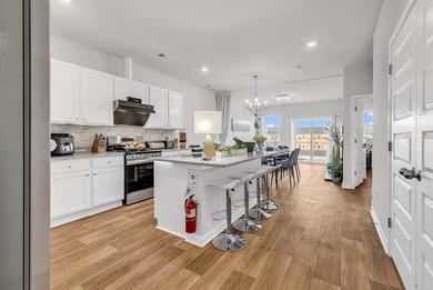 Turnkey Pond-View Townhome in Victory Point | STR-Approved | 3BR - photo 11