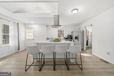 Experience lakefront living with this beautifully renovated home - photo 12