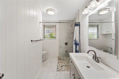 A hidden gem in the heart of Honolulu, this SINGLE LEVEL