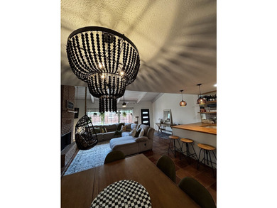 Rare opportunity to own a character-filled townhome in the - photo 12