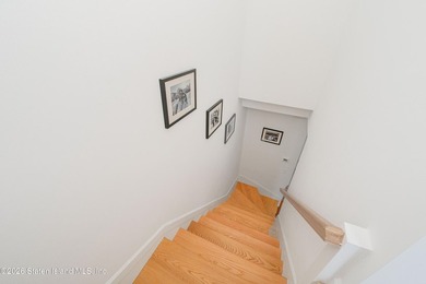 Fully gut-renovated 3 bedroom home in heart of 10309. Features a - photo 16