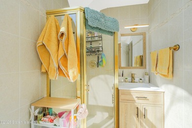 Fully gut-renovated 3 bedroom home in heart of 10309. Features a - photo 21