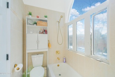 Fully gut-renovated 3 bedroom home in heart of 10309. Features a - photo 22