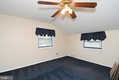 Immediate possession!!! Welcome to 238 Fox Run Road, a well - photo 25