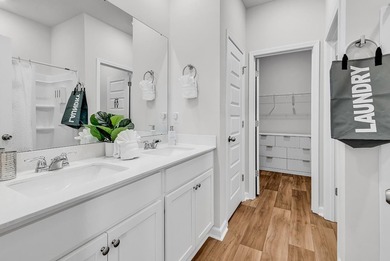 Turnkey Pond-View Townhome in Victory Point | STR-Approved | 3BR - photo 30