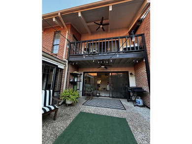 Rare opportunity to own a character-filled townhome in the - photo 31
