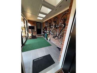 Rare opportunity to own a character-filled townhome in the - photo 33
