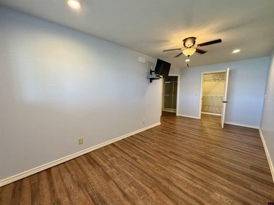 4 bedroom, 3 bath tri-level lake home on Mallard Point Road with - photo 36