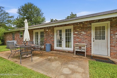 This one is a slam dunk! Ideally located just 0.2 miles from - photo 37