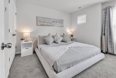 Turnkey Pond-View Townhome in Victory Point | STR-Approved | 3BR - photo 38