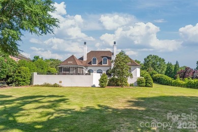 Set behind the gates of Challis Farm, one of South Charlotte's - photo 41
