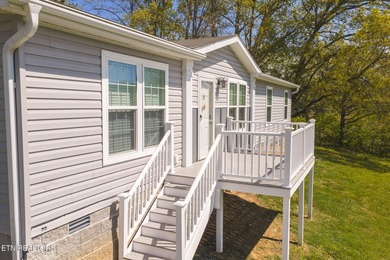 Unrestricted Country Living Meets Modern Comfort: Your 1-Acre - photo 3