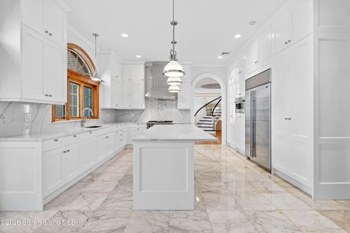 A truly irreplaceable offering on Todt Hill, this extraordinary - photo 12