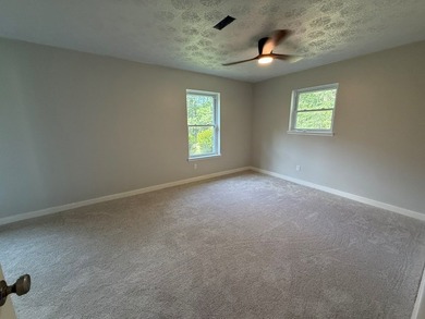 Escape to your own private retreat on approx. 7.5 unrestricted - photo 15