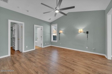 Welcome to this beautifully maintained 3 bedroom, 2 bath home - photo 23