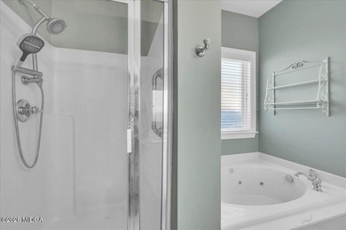 Welcome to this beautifully maintained 3 bedroom, 2 bath home - photo 30