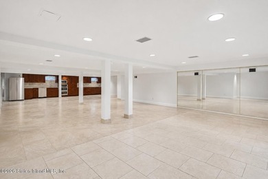 A truly irreplaceable offering on Todt Hill, this extraordinary - photo 33