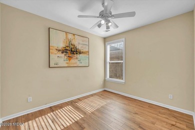 Welcome to this beautifully maintained 3 bedroom, 2 bath home - photo 40