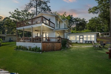 Wonderful rustic waterfront home on lake Lydia nestled along the - photo 2