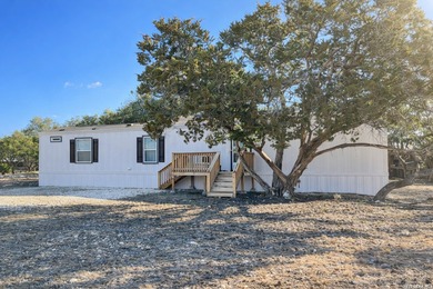 Lake Medina Home For Sale in Bandera Texas