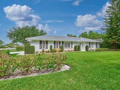 Updated 1,304sf, Single Family Home, 2 Beds, 2 Full Baths, 2 Car - photo 5
