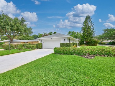 Updated 1,304sf, Single Family Home, 2 Beds, 2 Full Baths, 2 Car - photo 6
