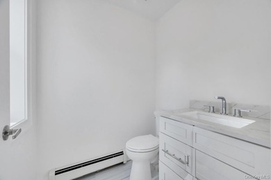 New energy efficient home, 6 bedrooms with 10 ft ceilings in - photo 14
