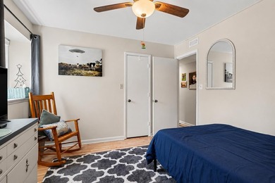 Coastal- chic living meets unbeatable convenience in this - photo 15