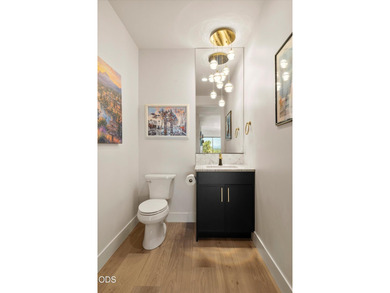 Experience high-desert living in this mountain modern sanctuary - photo 15