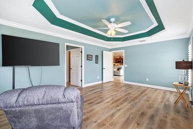 Welcome to refined Florida living in this exceptional Iris model - photo 18