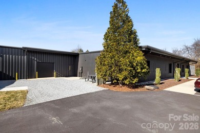 Move in Ready! 24,000 SF Modern Industrial Facility | Prime I-26 - photo 3