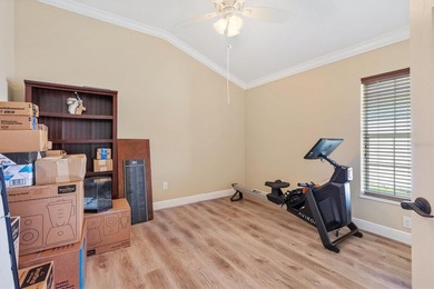 Welcome to refined Florida living in this exceptional Iris model - photo 25
