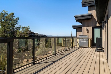 Experience high-desert living in this mountain modern sanctuary - photo 31
