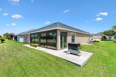 Welcome to refined Florida living in this exceptional Iris model - photo 33
