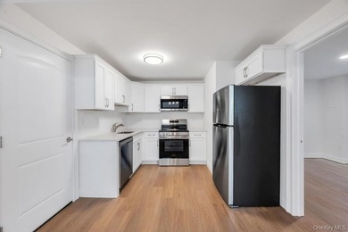 New energy efficient home, 6 bedrooms with 10 ft ceilings in - photo 36