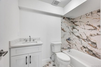 New energy efficient home, 6 bedrooms with 10 ft ceilings in - photo 38