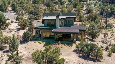 Experience high-desert living in this mountain modern sanctuary - photo 38