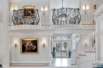 In the most sought after,influential & premier address in Alpine - photo 8