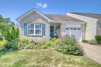 Lake Townhome/Townhouse For Sale in Florence, Kentucky