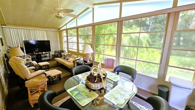Welcome to this charming 2-bedroom, 2-bathroom manufactured home - photo 3