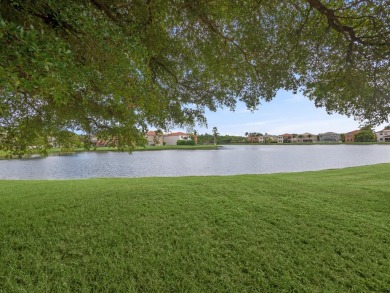 (private lake, pond, creek) Home For Sale in Wellington Florida